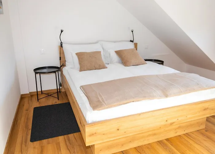 Skalca Serenity Bled